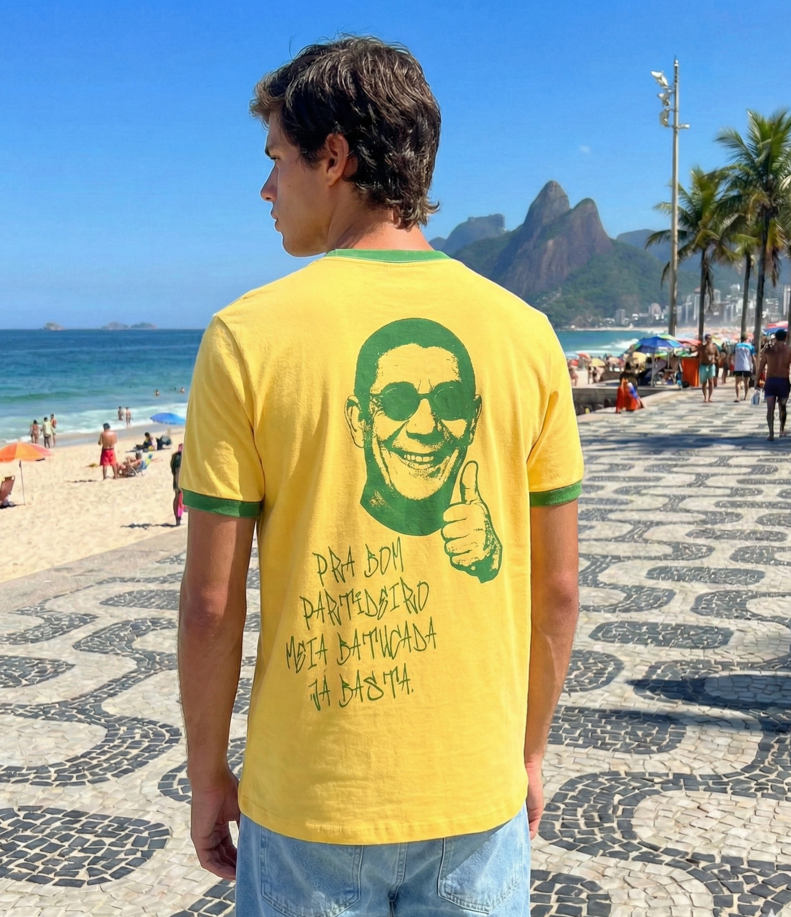 Camiseta em Algodão com Estampa Zeca Pagodinho