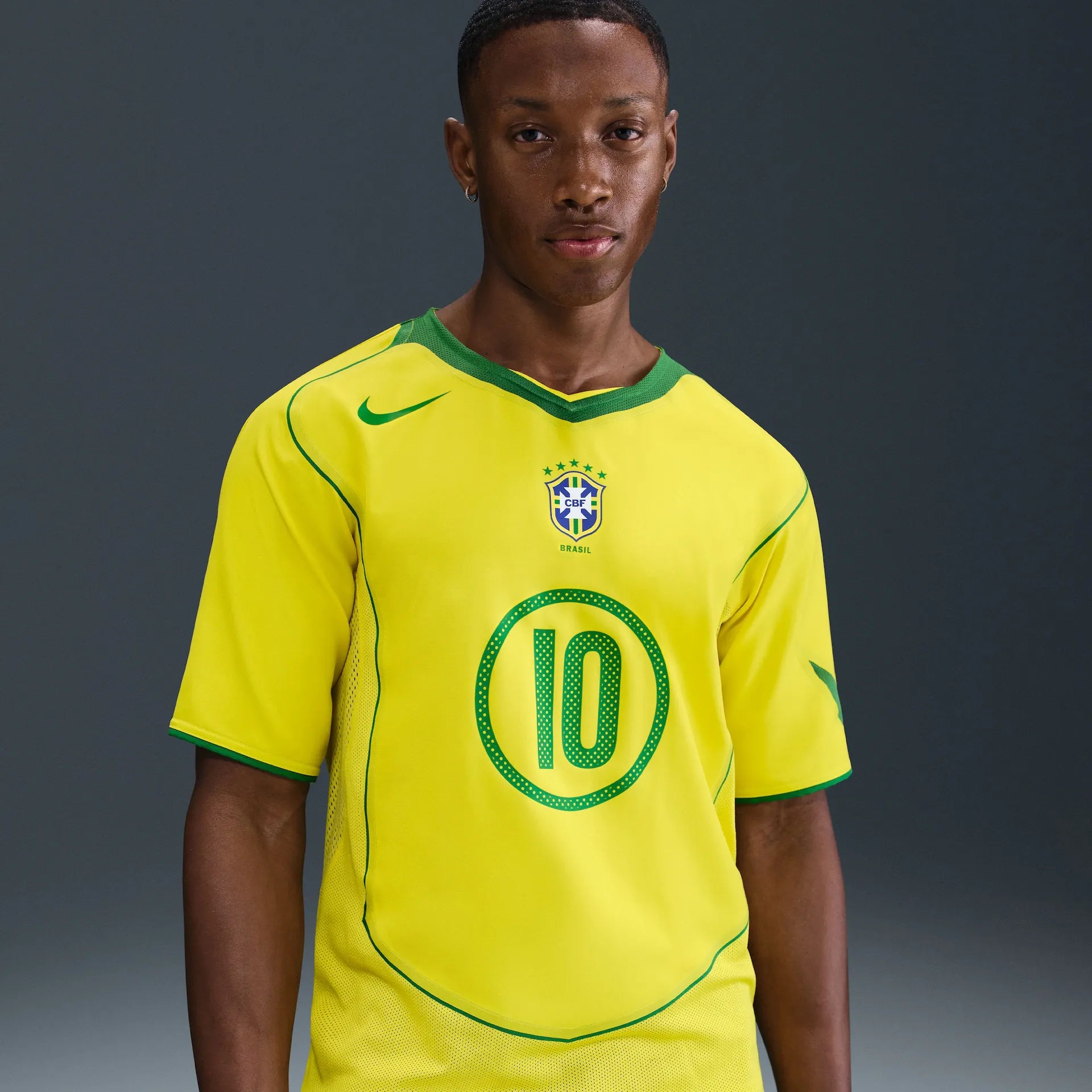 Camisa Brasil Nike Reedição | Total 90 Ronaldinho